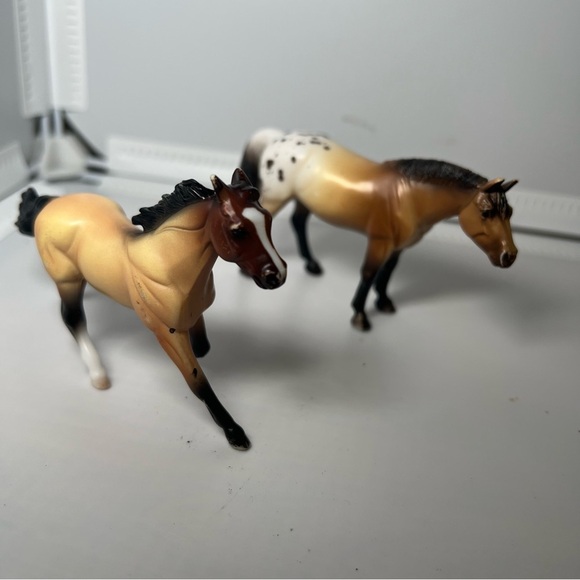 BREYER STABLEMATE-Dun Standardbred And Quarter Horse-USED-Good Condition - Picture 1 of 6